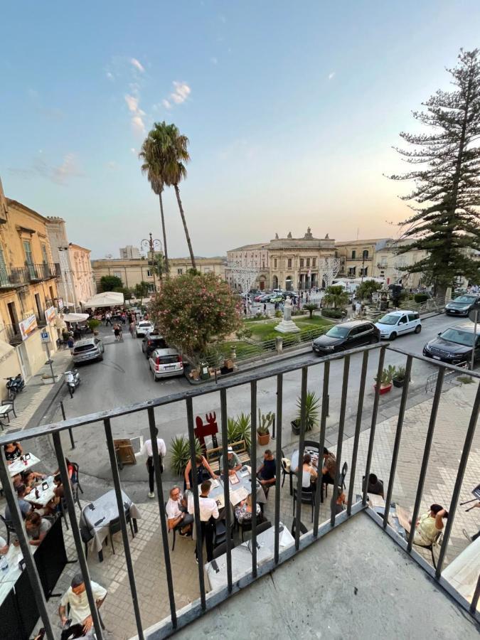 Hercules Suites Noto Exterior foto