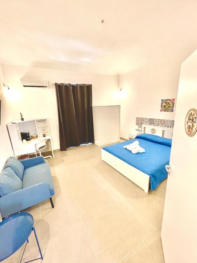Hercules Suites Noto Exterior foto