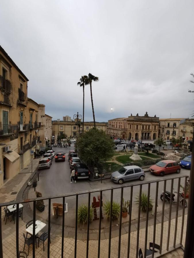 Hercules Suites Noto Exterior foto
